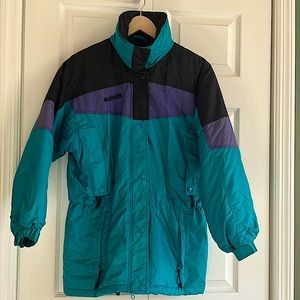 Classic Columbia ski/winter jacket! Excellent condition
